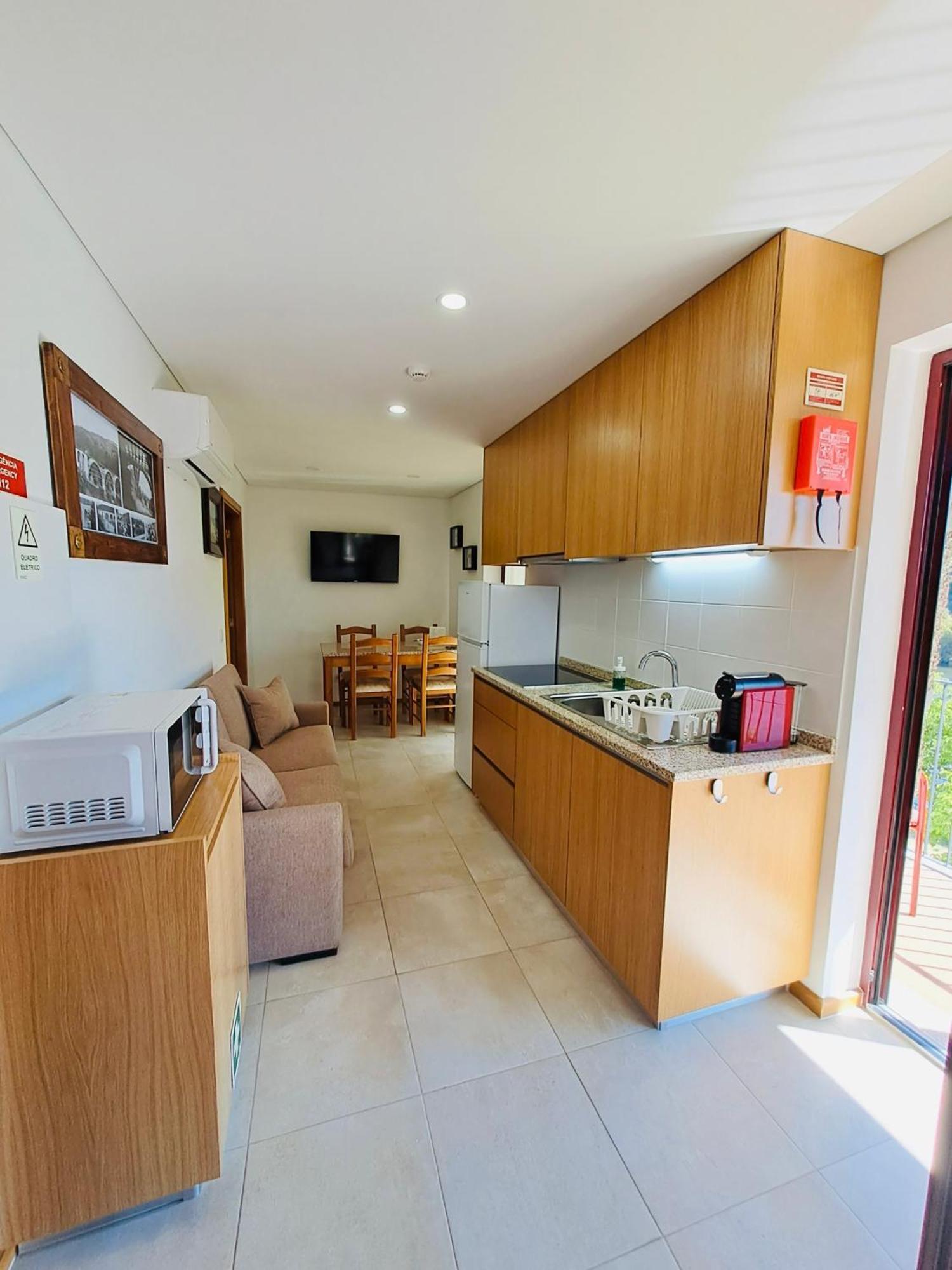 Ferienwohnung Burguesinha Al Entre-Os-Rios Exterior foto